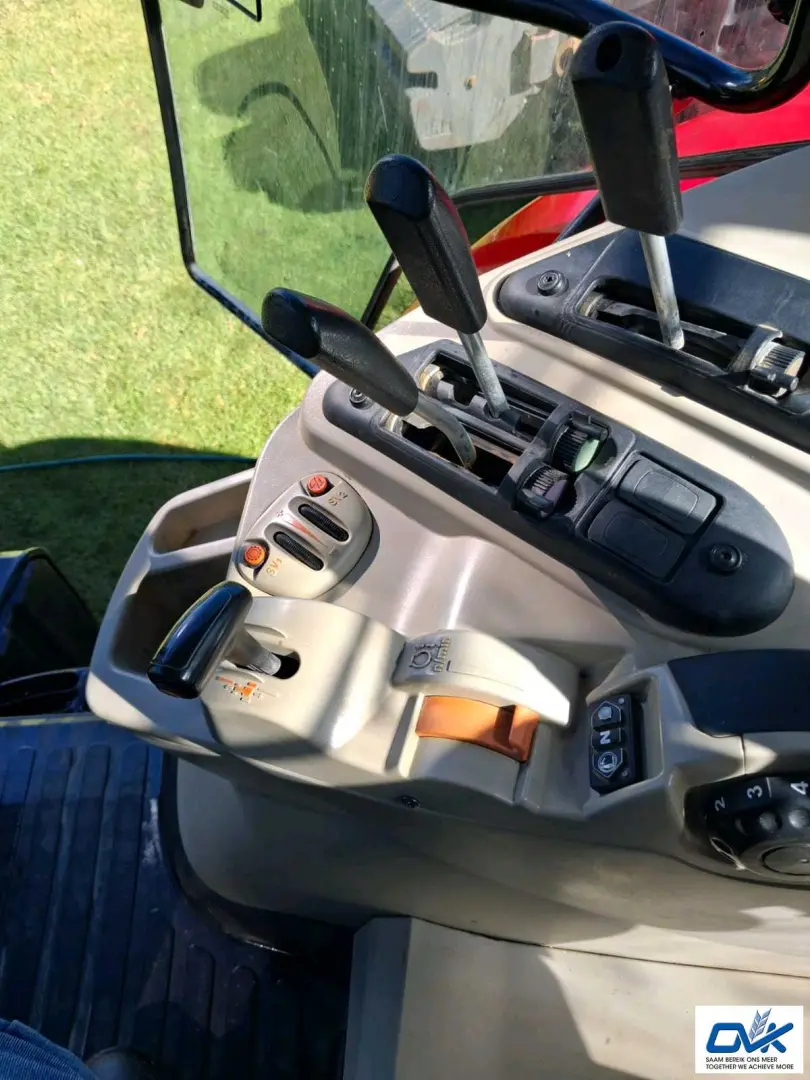 2023 Massey Ferguson 7615