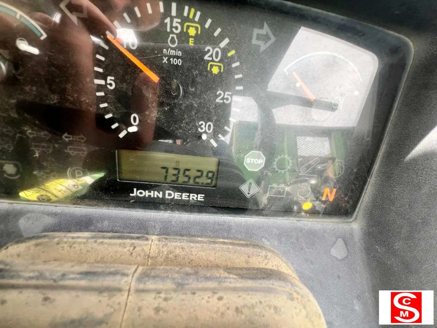 John Deere 5105M