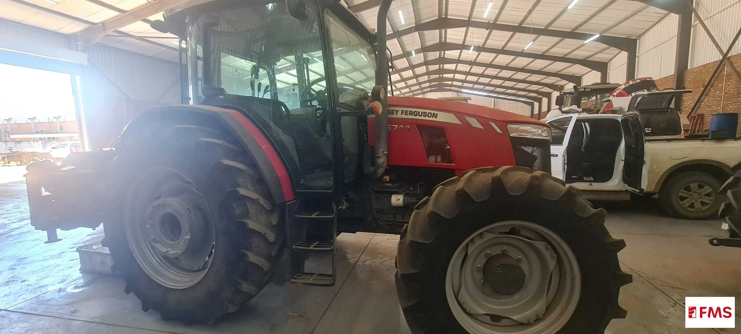 Massey Ferguson 6711 Ps Cab Fms379