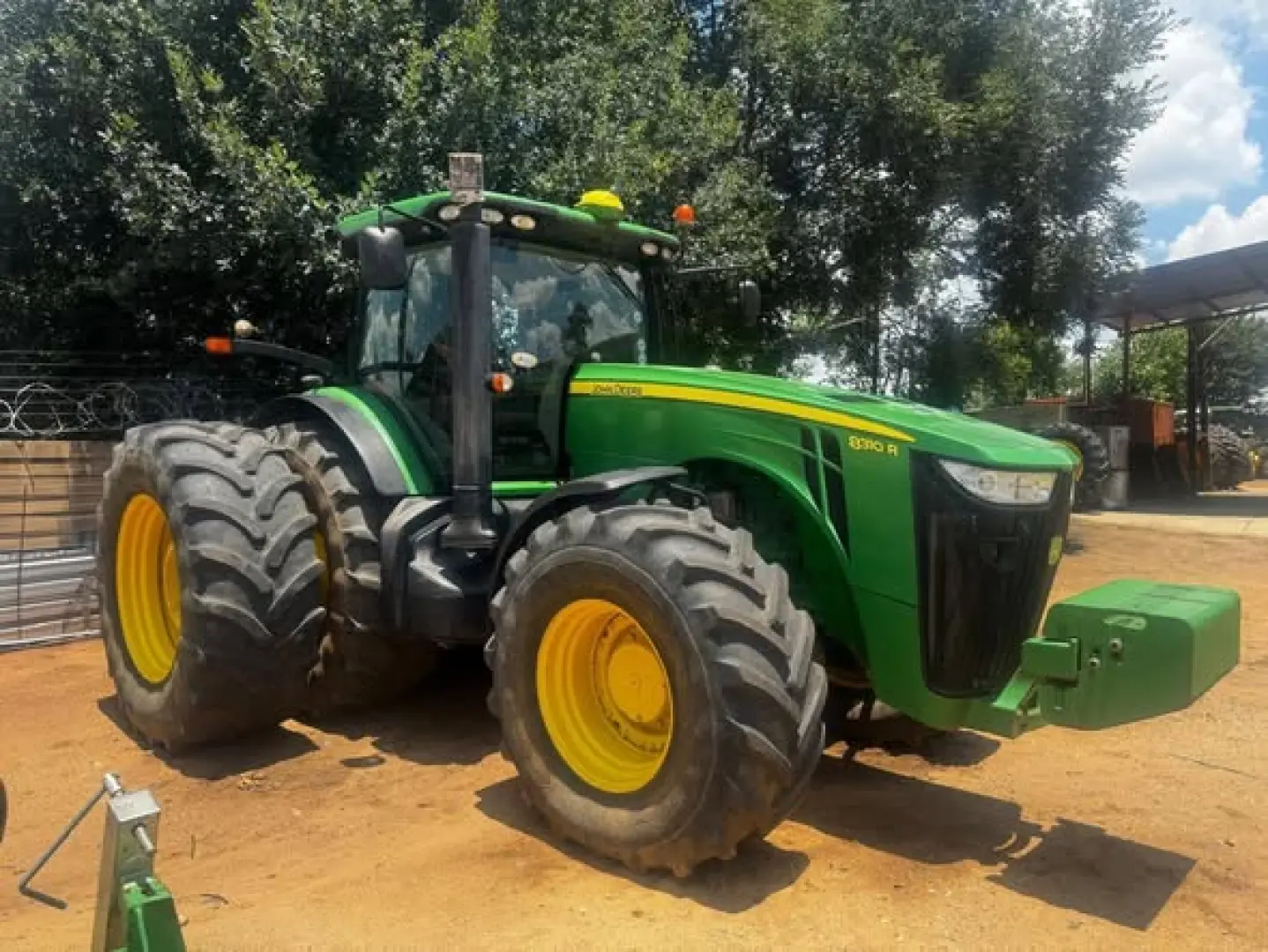 John Deere 8310R 2012 model | MK Landbou Dienste