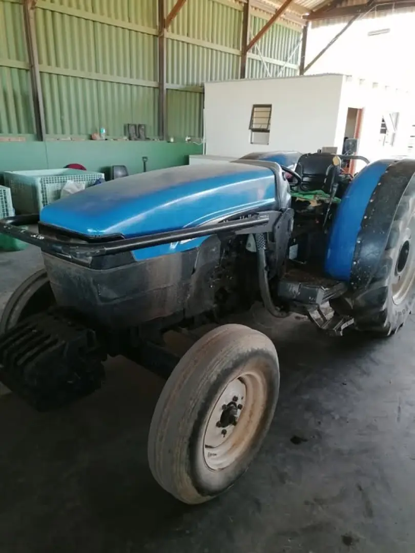New Holland TN80F | MK Landbou Dienste