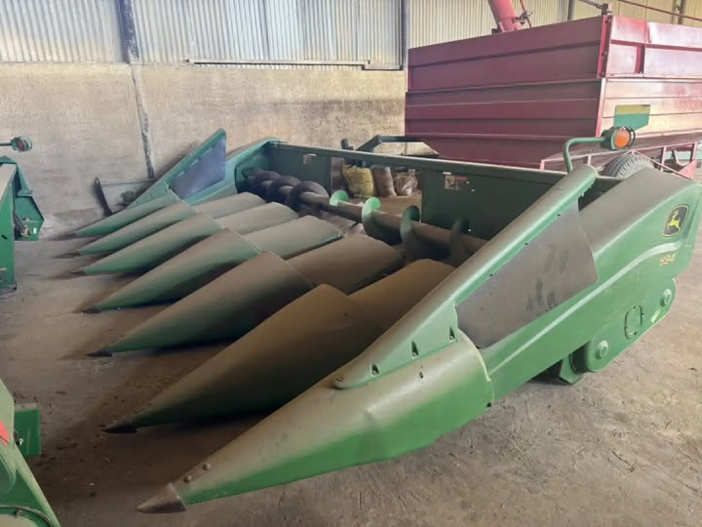 John Deere 694 plukkerkop  6 ry .91 | MK Landbou Dienste