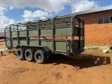 3 as Bees waentjie | MK Landbou Dienste