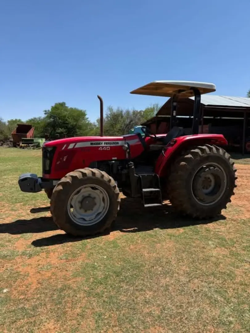 Massey Ferguson 440 xtra | MK Landbou Dienste