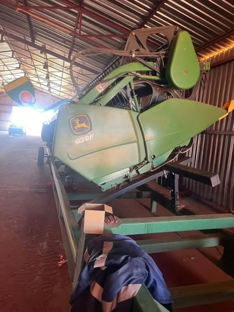 John Deere 630F 30 ft flex | QAC Equipment