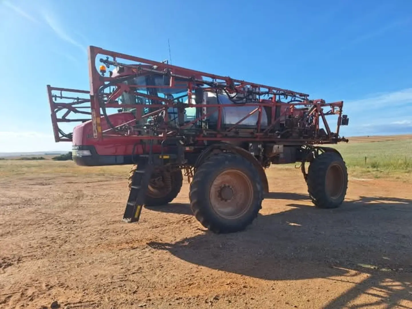 2011 Case 4420 spuit met 30 meter balk | QAC Equipment