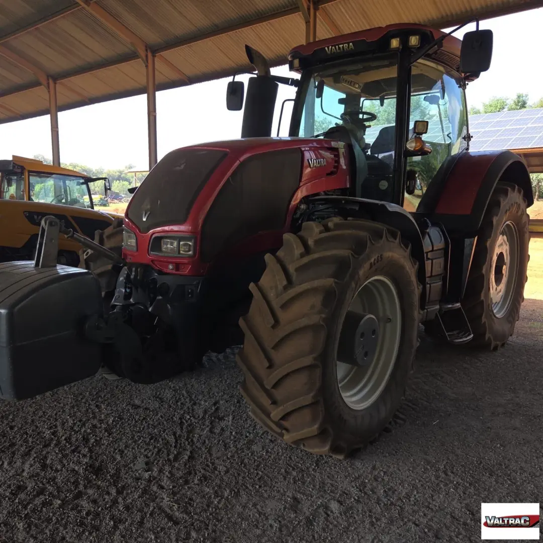 Valtra S293 Tractor