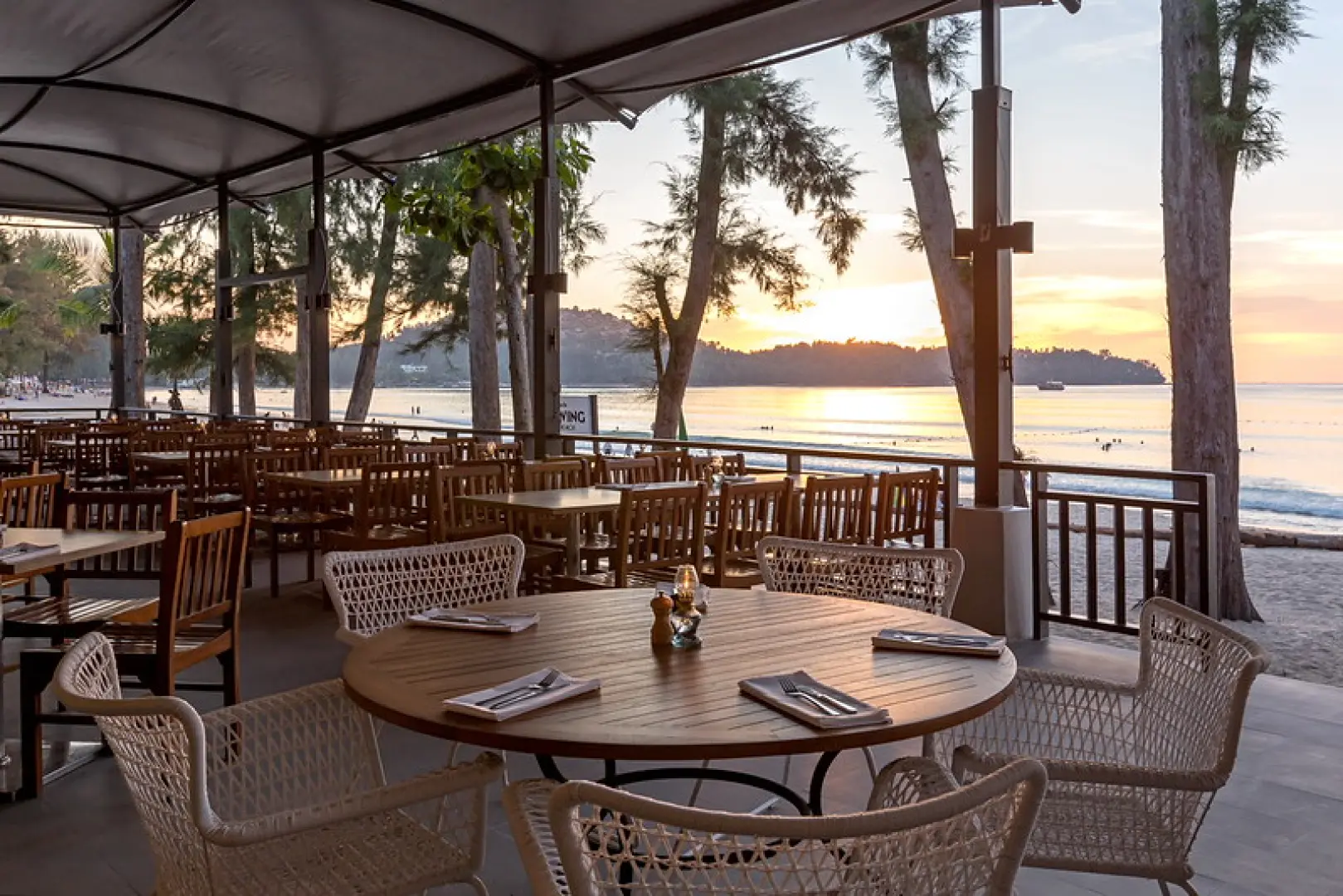 Sunwing Bangtao Beach (Jul 27, 2026 to Oct 31, 2026) | XL Boland Travel 