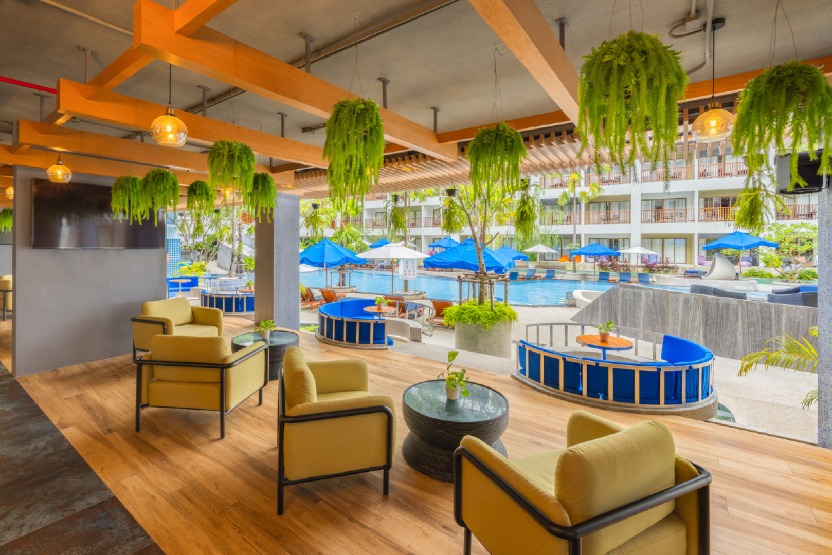 Deevana Plaza Phuket Patong (Jul 27, 2026 to Oct 31, 2026) | XL Boland Travel 