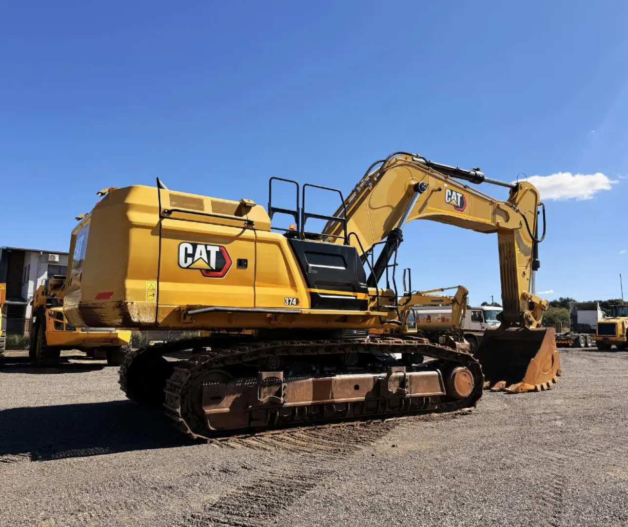 2024 CAT 374 Excavator | 4 214 Hours | EarthComp