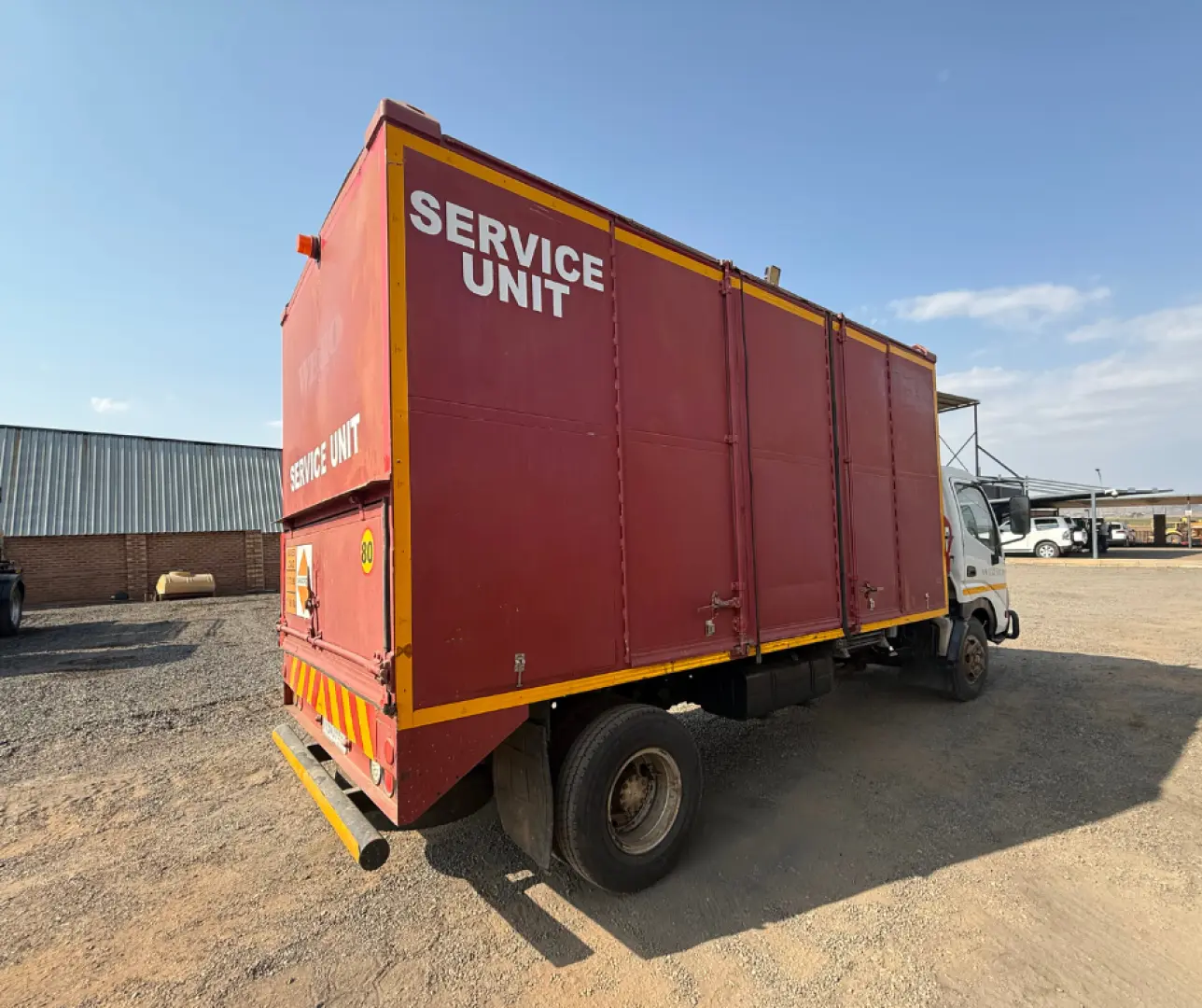 2007 TOYOTA DYNA 8-145 Service Truck | 249 608 km | EarthComp