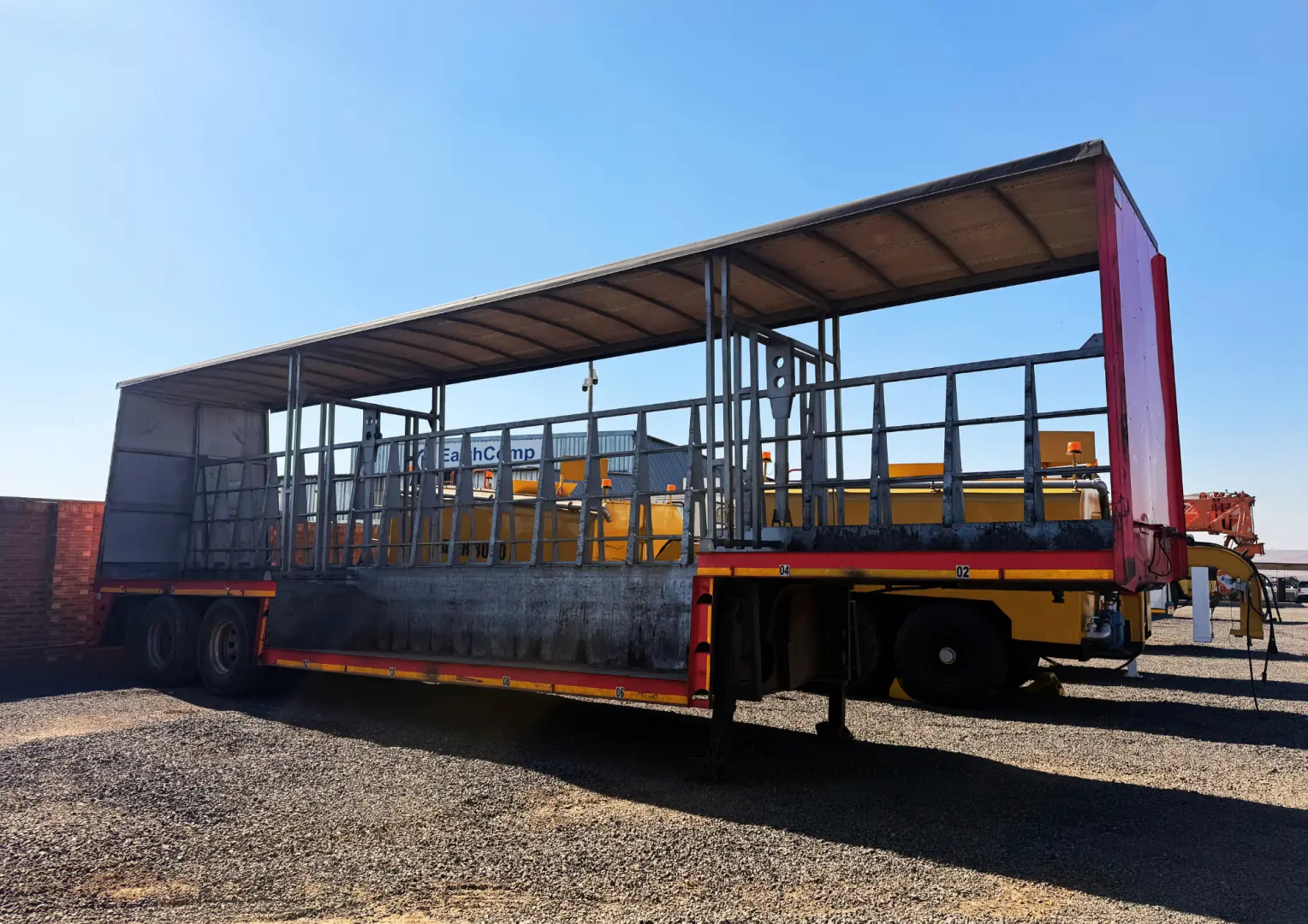 2007 AFRIT Double Axle Well Deck Trailer | EarthComp 
