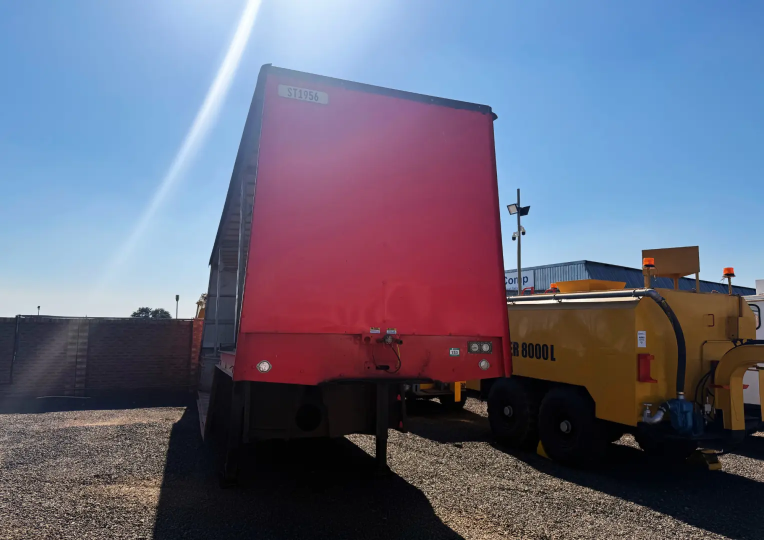 2007 AFRIT Double Axle Well Deck Trailer | EarthComp 
