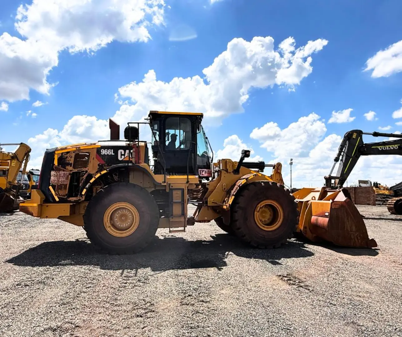 2018 CAT 966L Wheel Loader | 7170 Hours | EarthComp