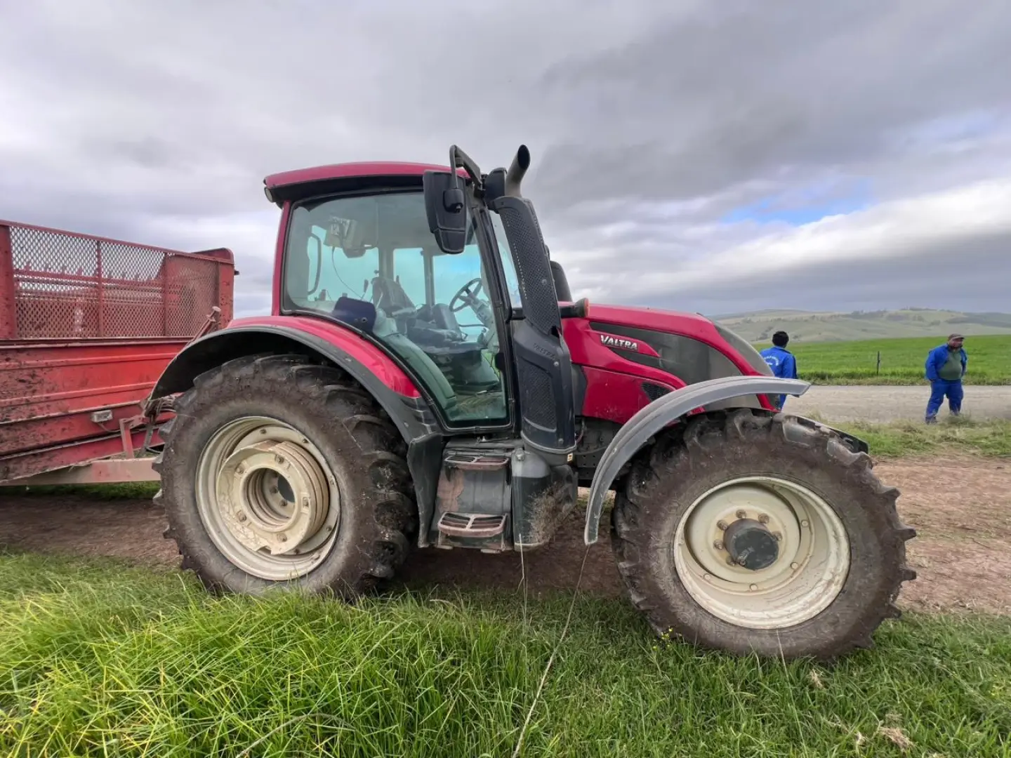 Used Valtra N134 HITECH tractor | Valtrac