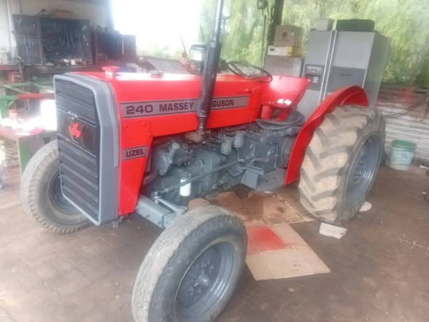 Massey Ferguson 240 | MK Landbou Dienste