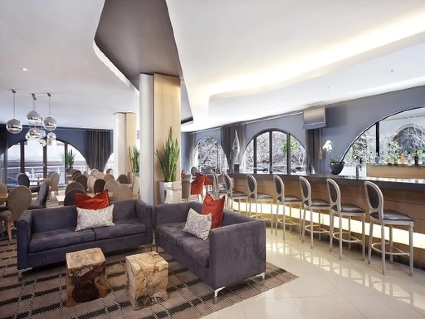 Holiday Inn Express Cape Town (May 4, 2026 to Oct 25, 2026) | XL Boland Travel 