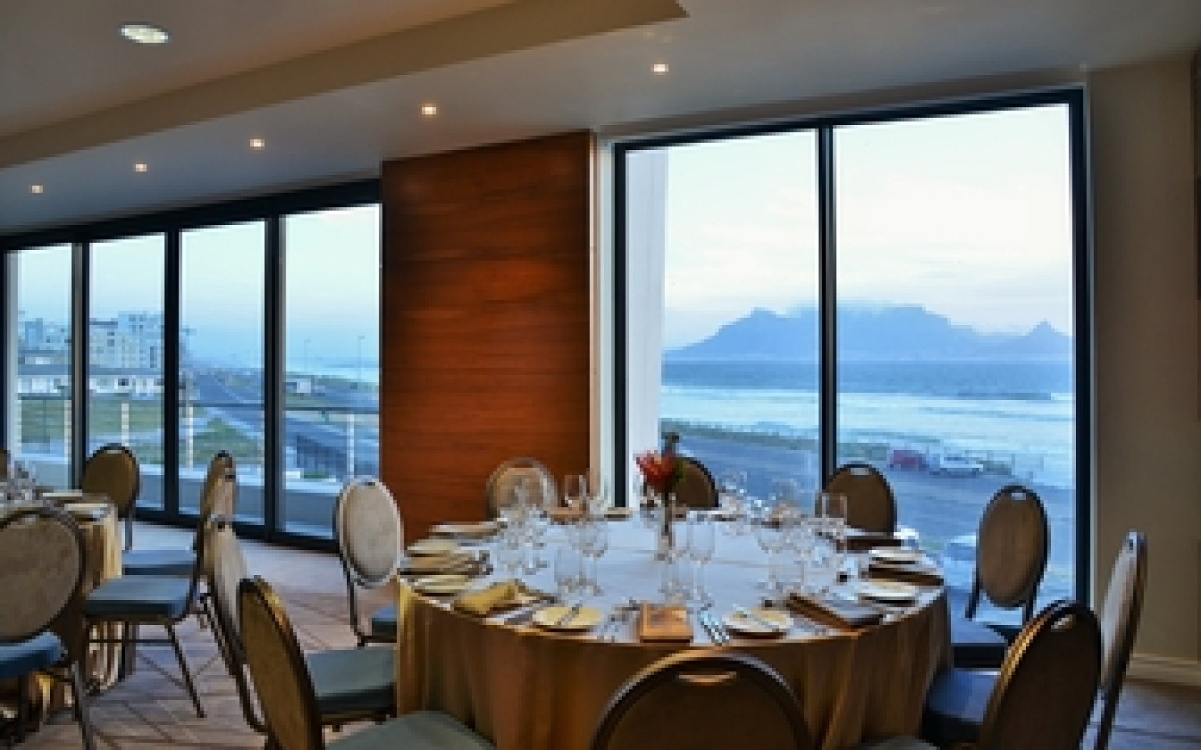 Blaauwberg Beach Hotel (May 4, 2026 to Oct 25, 2026) | XL Boland Travel 