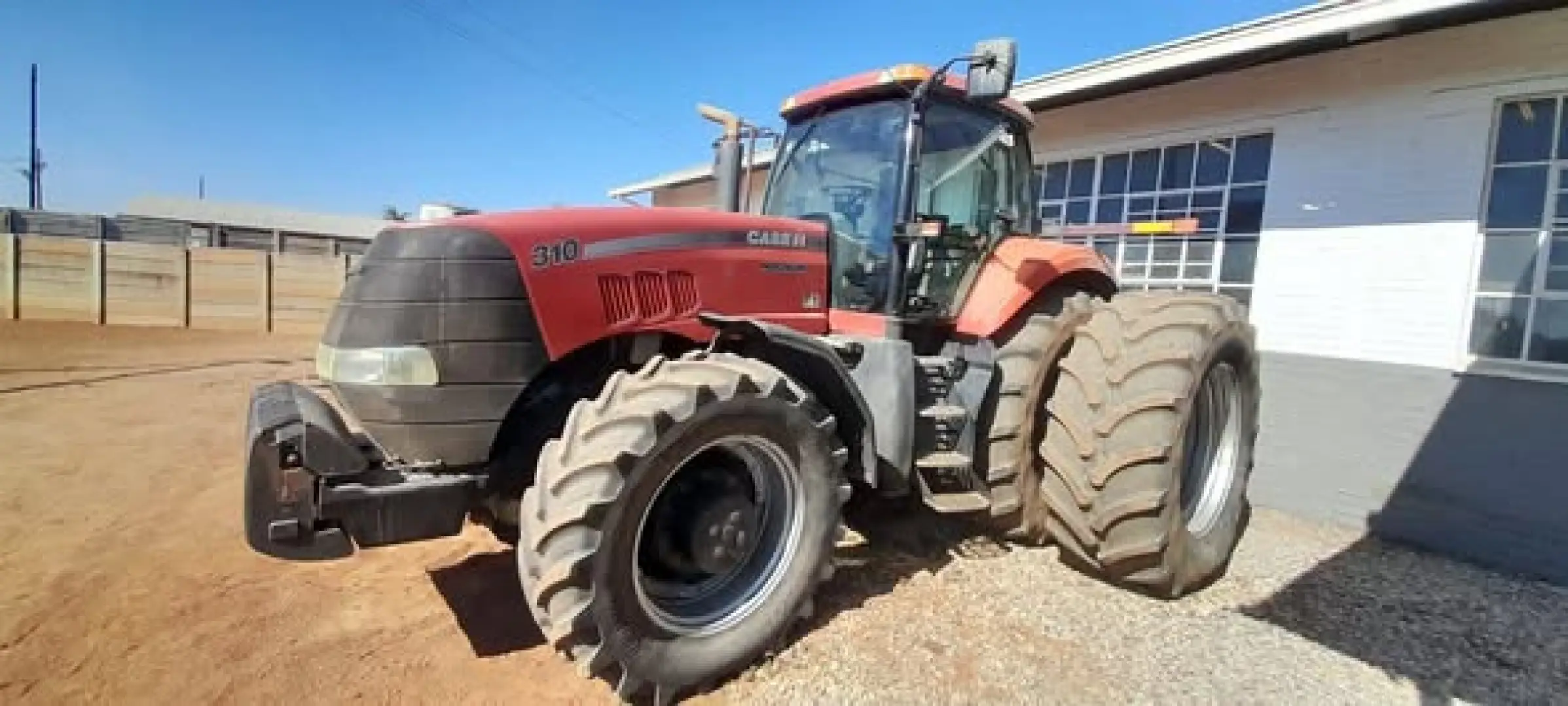 Case Magnum 310  2009 model | MK Landbou Dienste