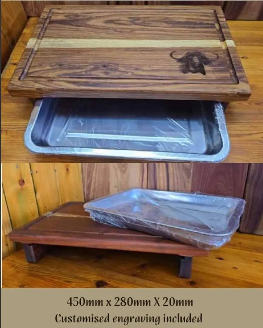 Kiaat board with meat tray | 450mm x 280mm X 20mm | Outdoor Innovation