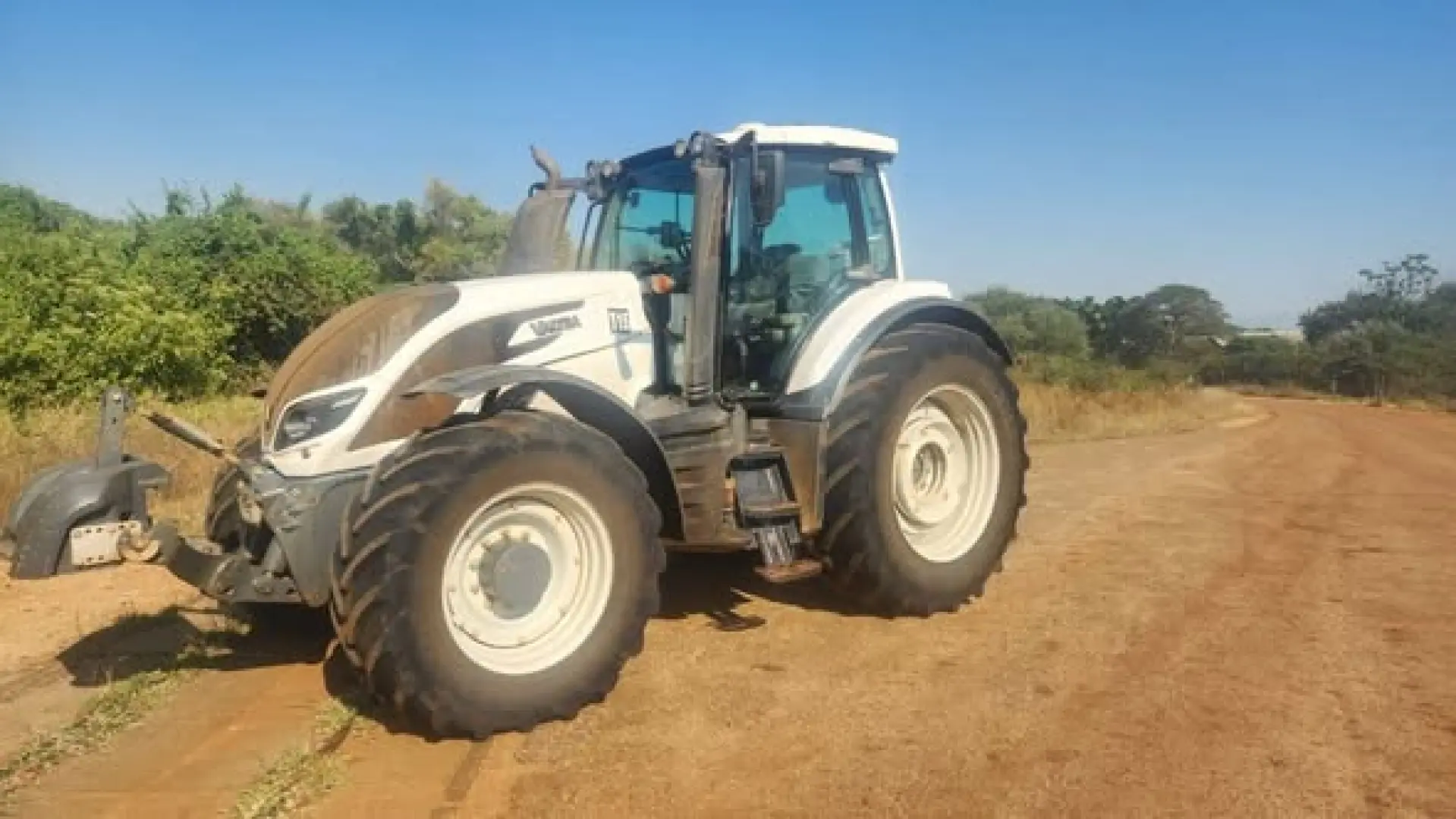 Valtra T234  2020 model  4600 ure  180 kW | MK Landbou Dienste