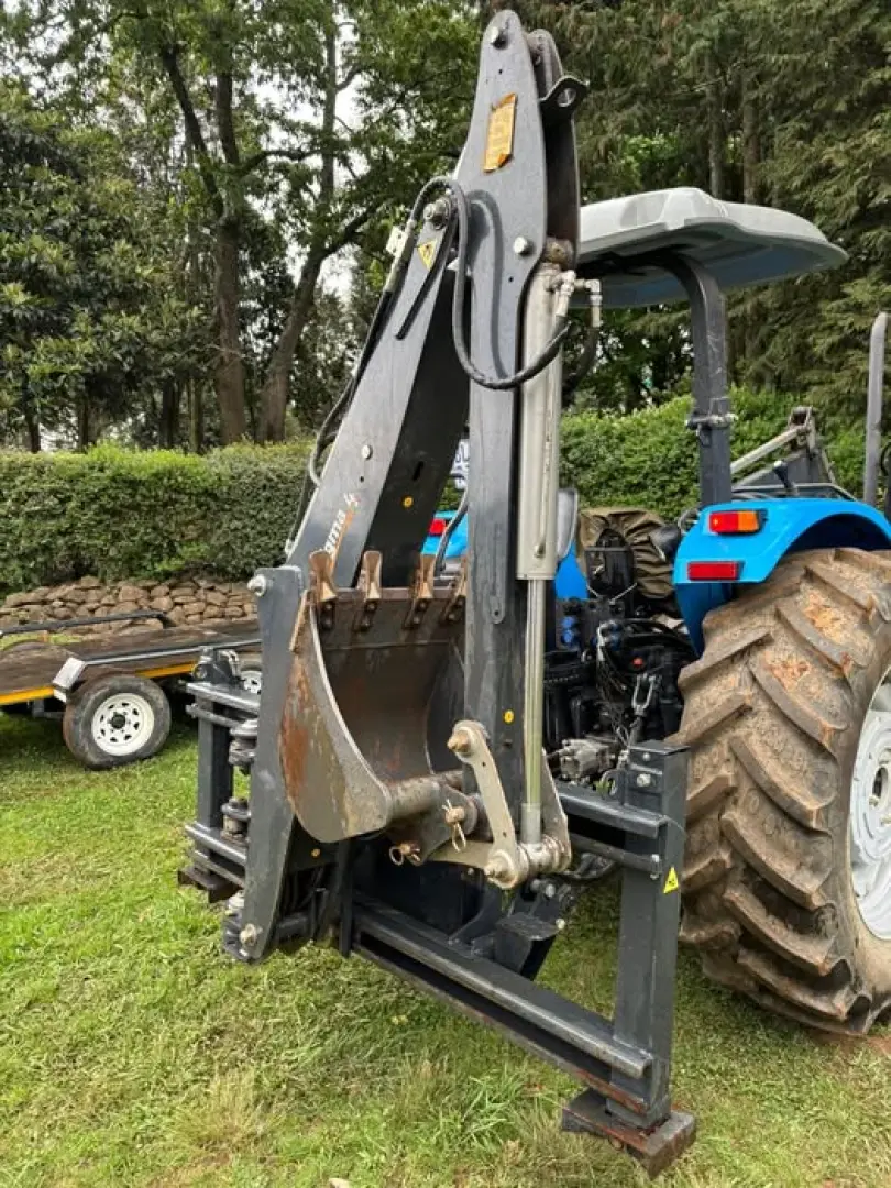 Sigma 290 Backhoe  Werk van pto af  Baie goeie toestand | MK Landbou Dienste