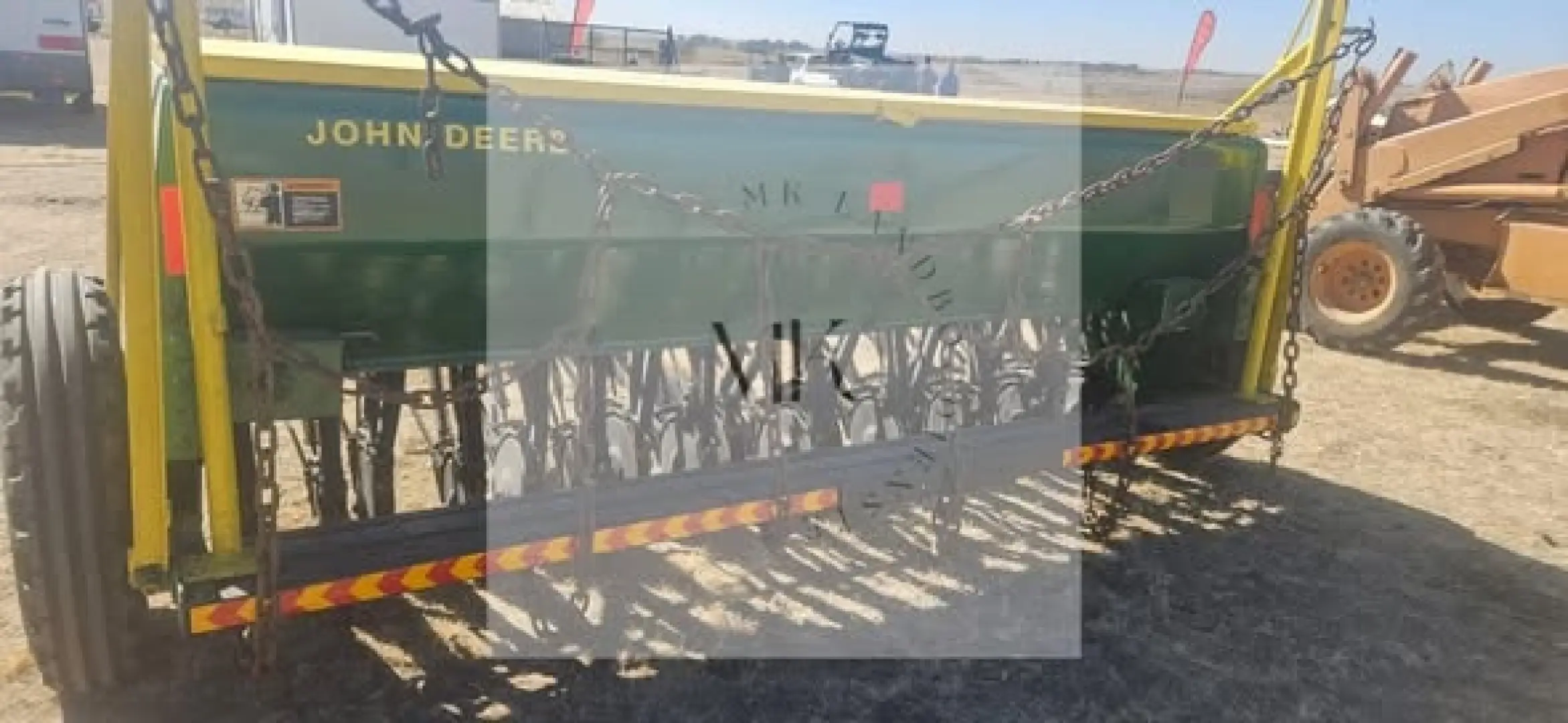 John Deere 8350 planter  3m plant wyte  18 rye  goeie toestand  | MK Landbou Dienste