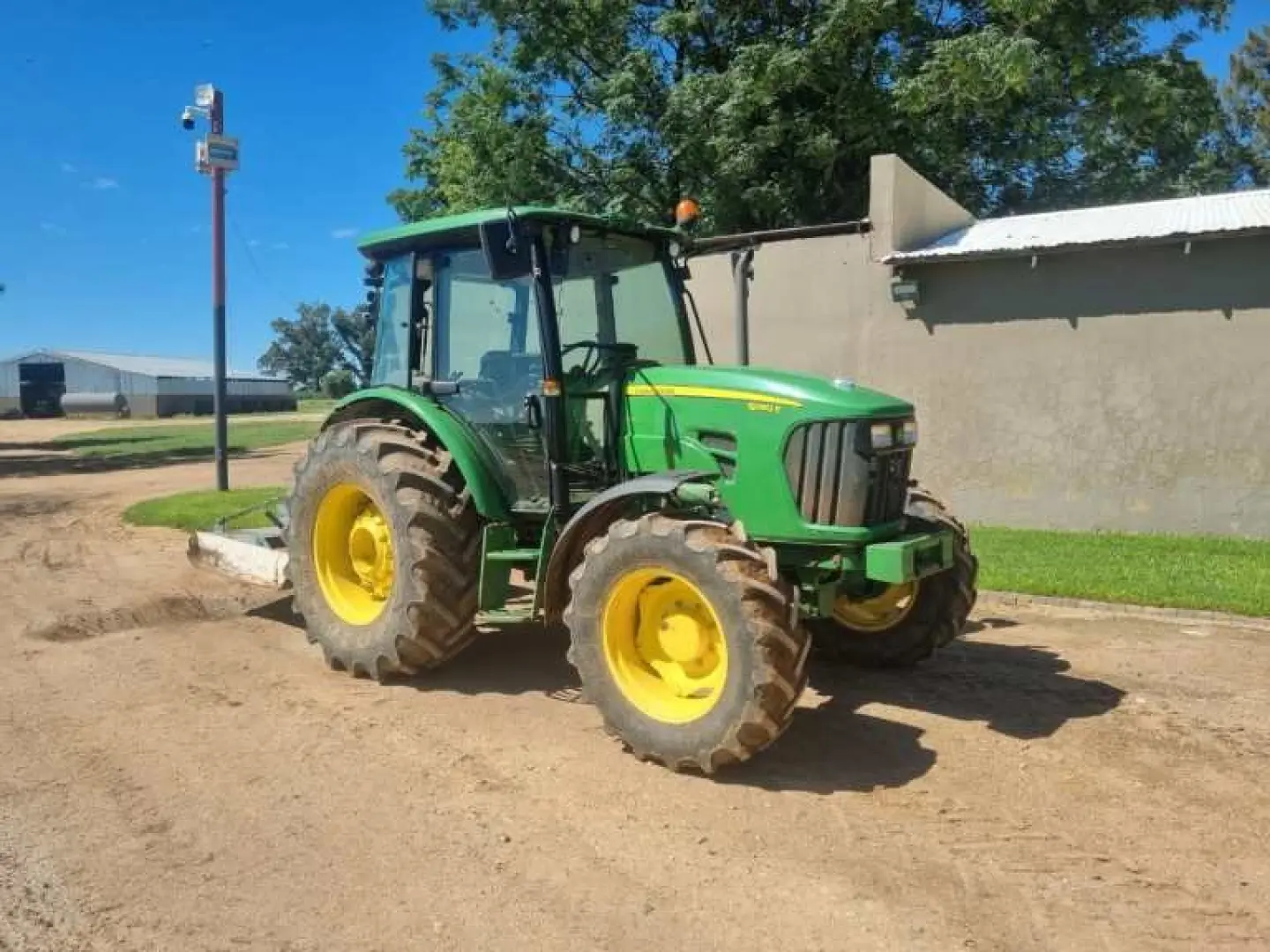 John Deere 5090 E cab | QAC Equipment