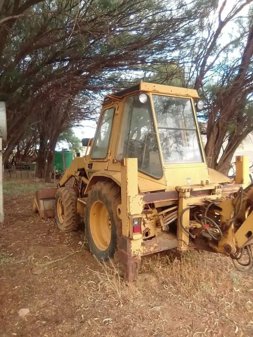 Cat 428 TLB | QAC Equipment