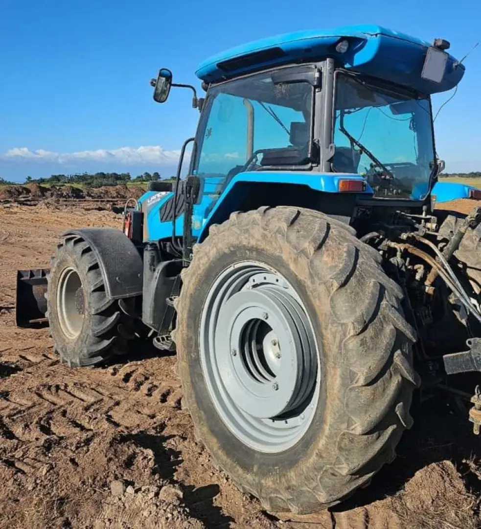 Landini Landforce 125 with push blade | QAC Equipment