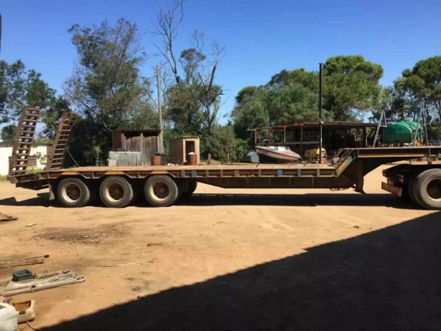 2008 30 Tons Trailer | QAC Equipment