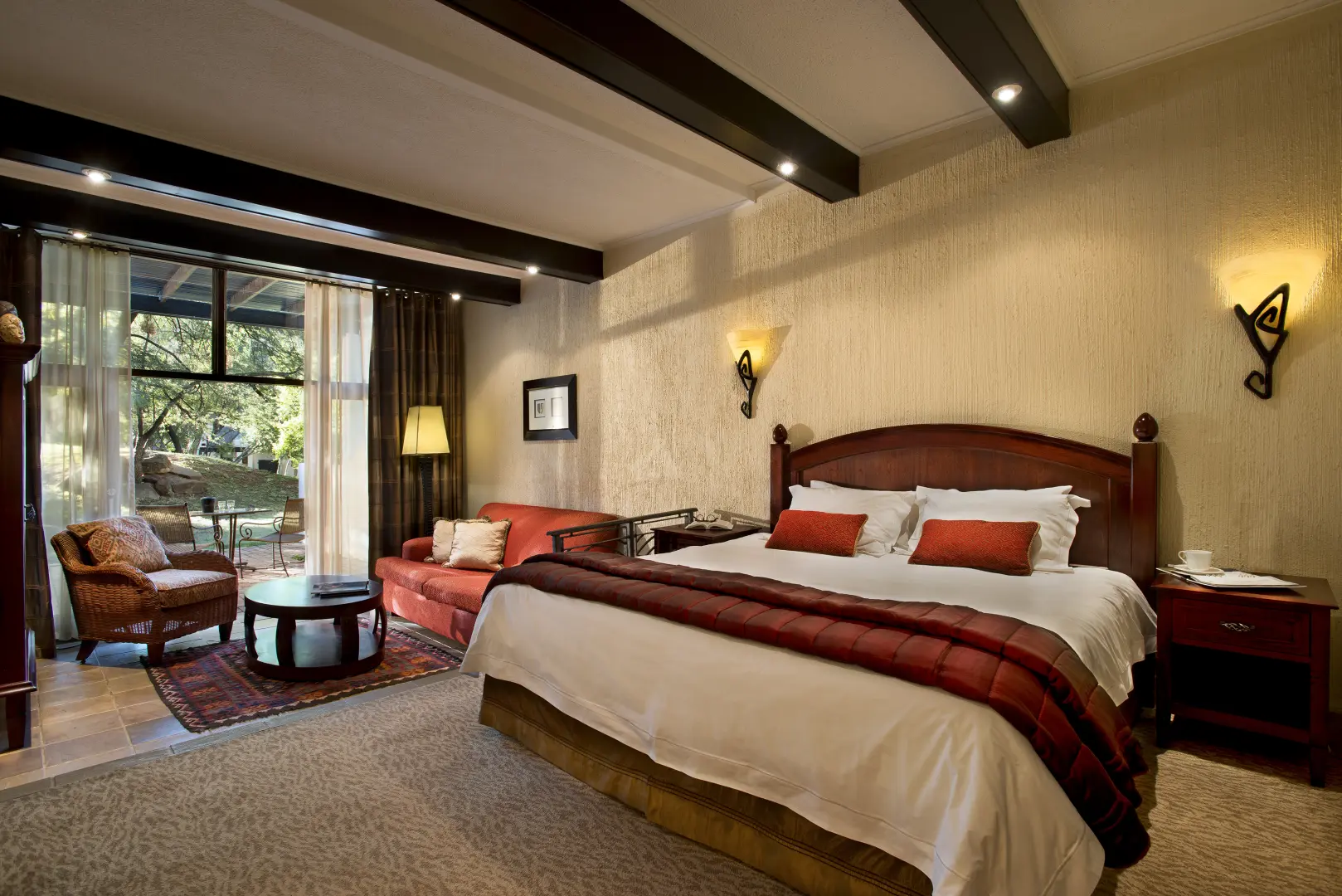 Kwa Maritane Bush Lodge (May 27, 2026 to Aug 31, 2026) | XL Boland Travel 