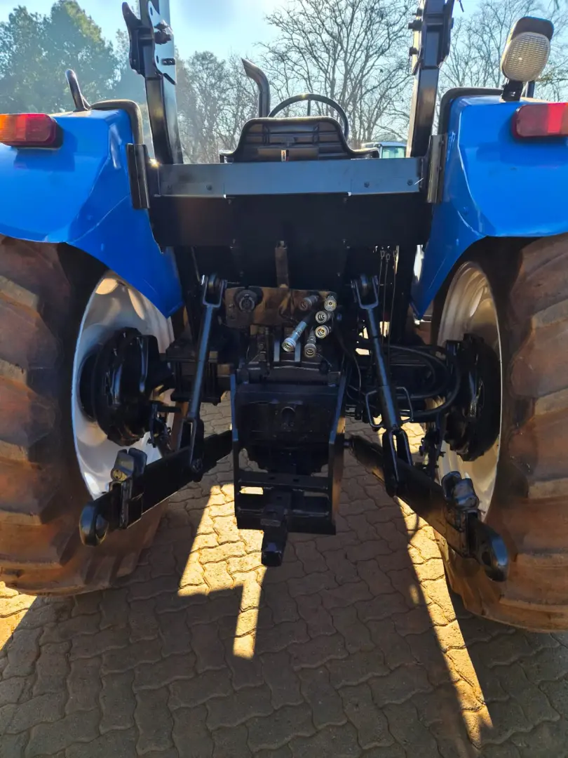 Used New Holland TD95 | Valtrac