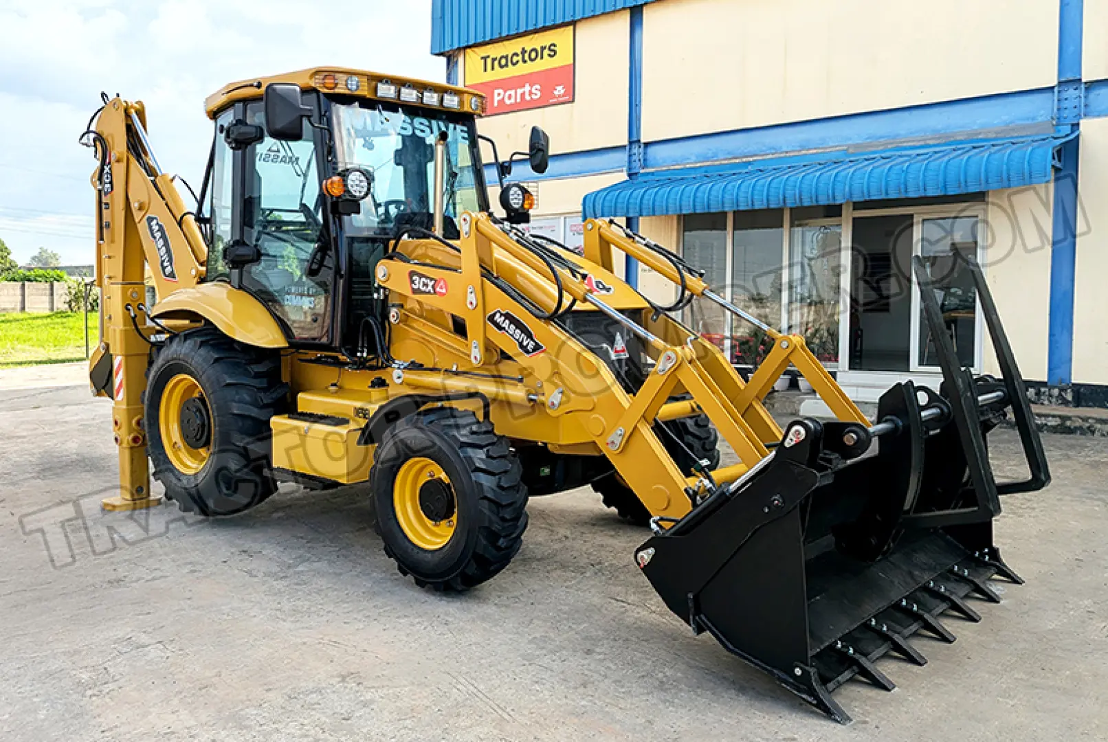 Massive 3CX (Side Shift) Backhoe Loader