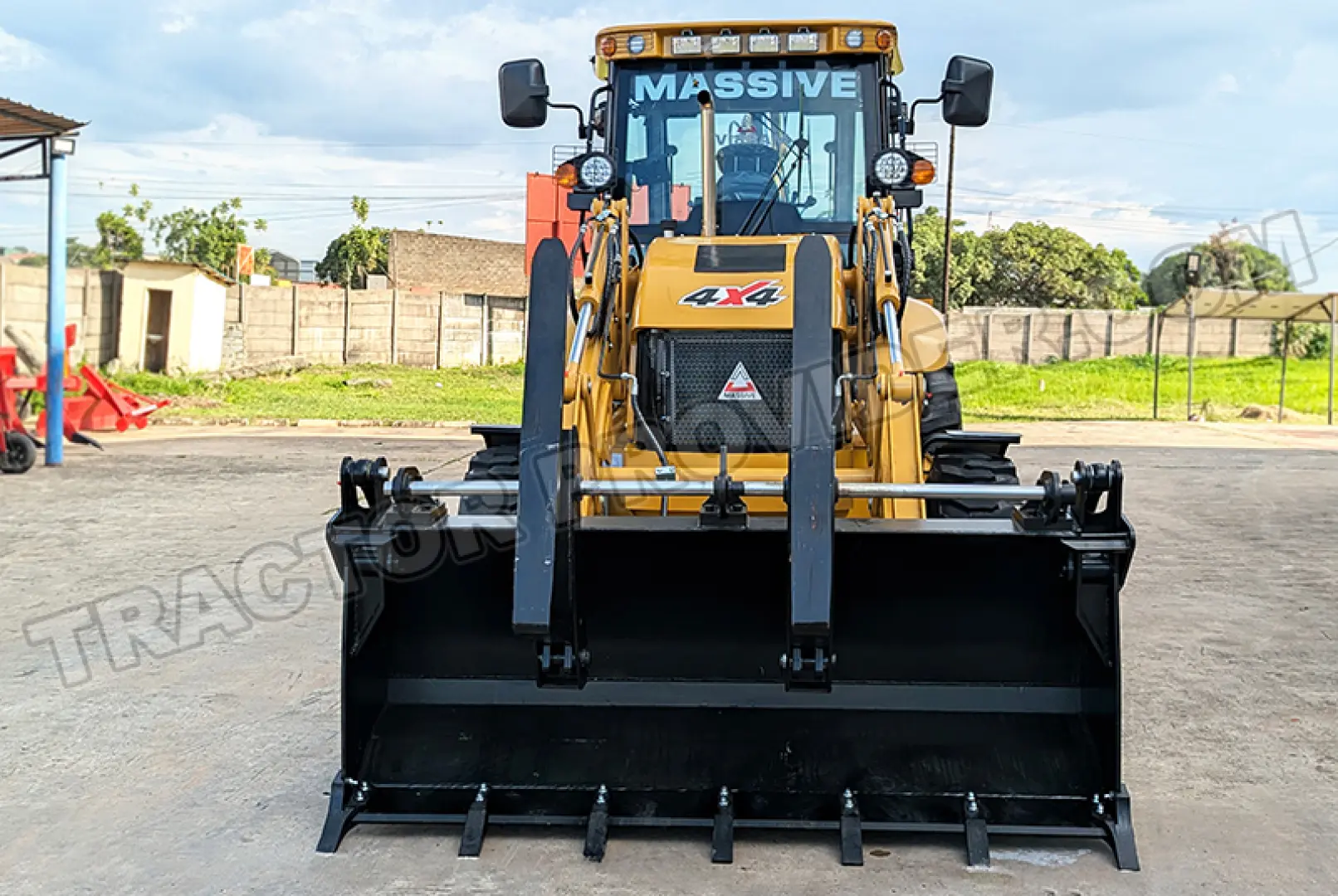 Massive 3CX (Side Shift) Backhoe Loader