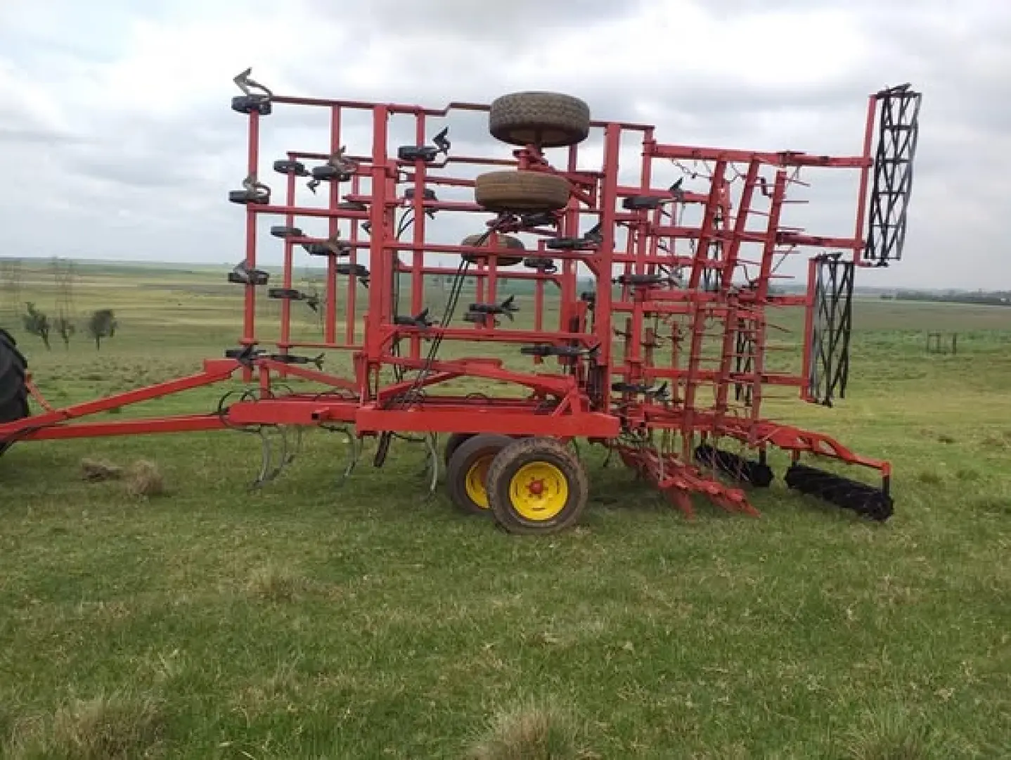 42 tand Vibro tilller 2800 | MK Landbou Dienste