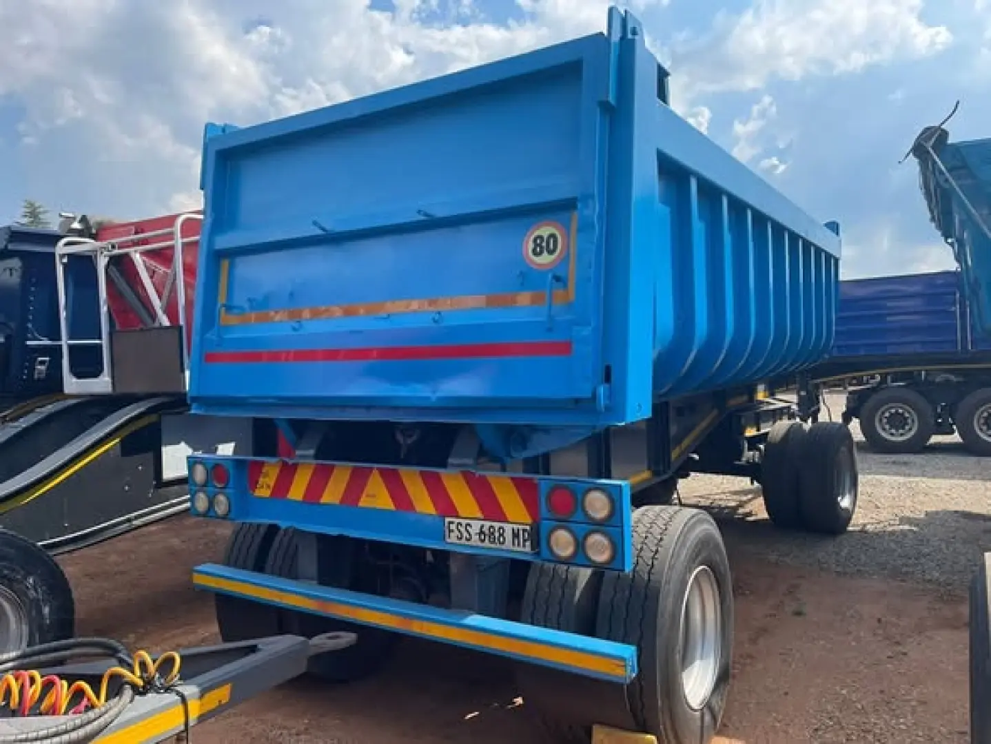 6 meter  Drawbar tipper   Is geregistreer  | MK Landbou Dienste