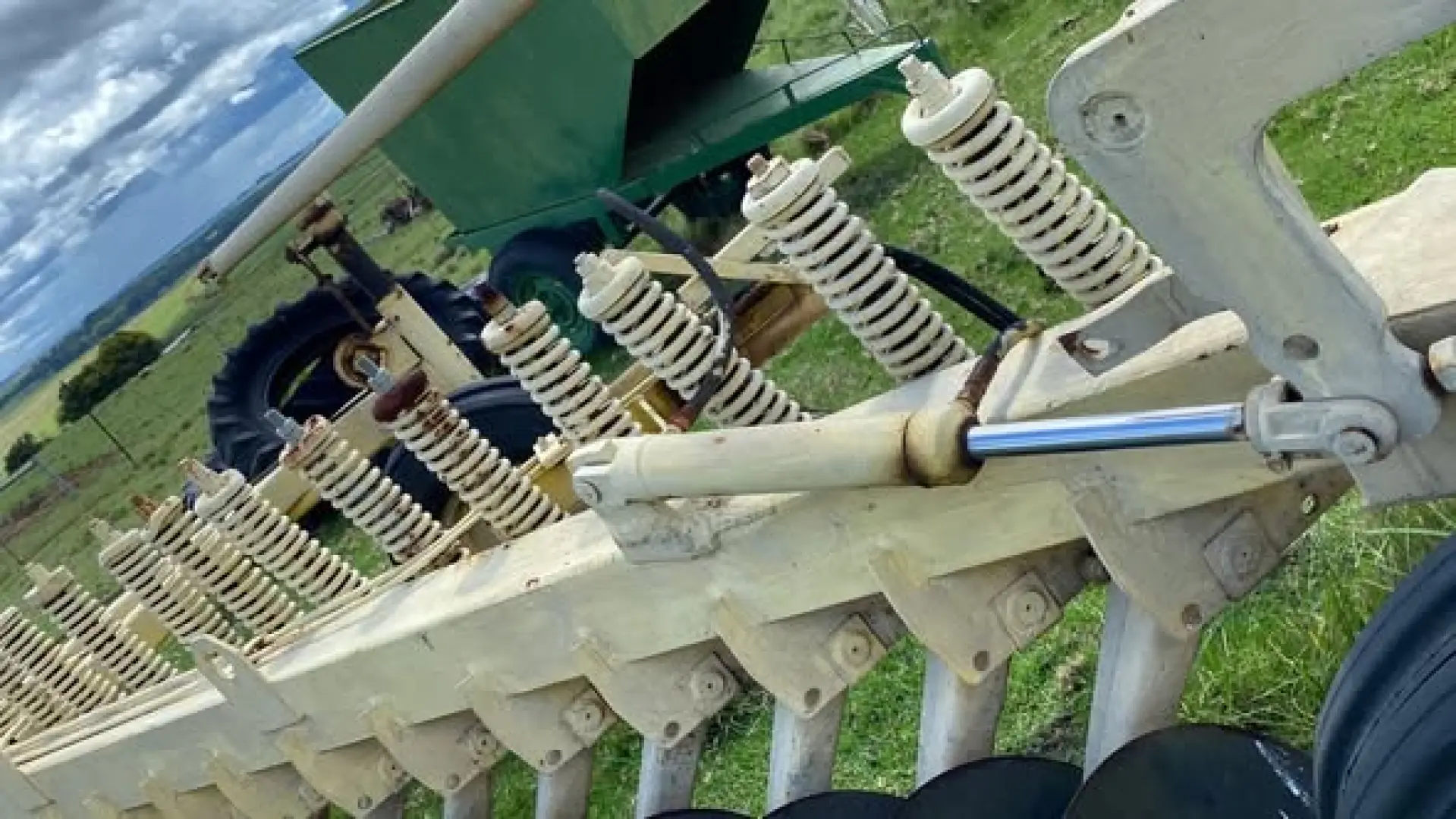 ploeg 14 Skottel eenrigting  | MK Landbou Dienste
