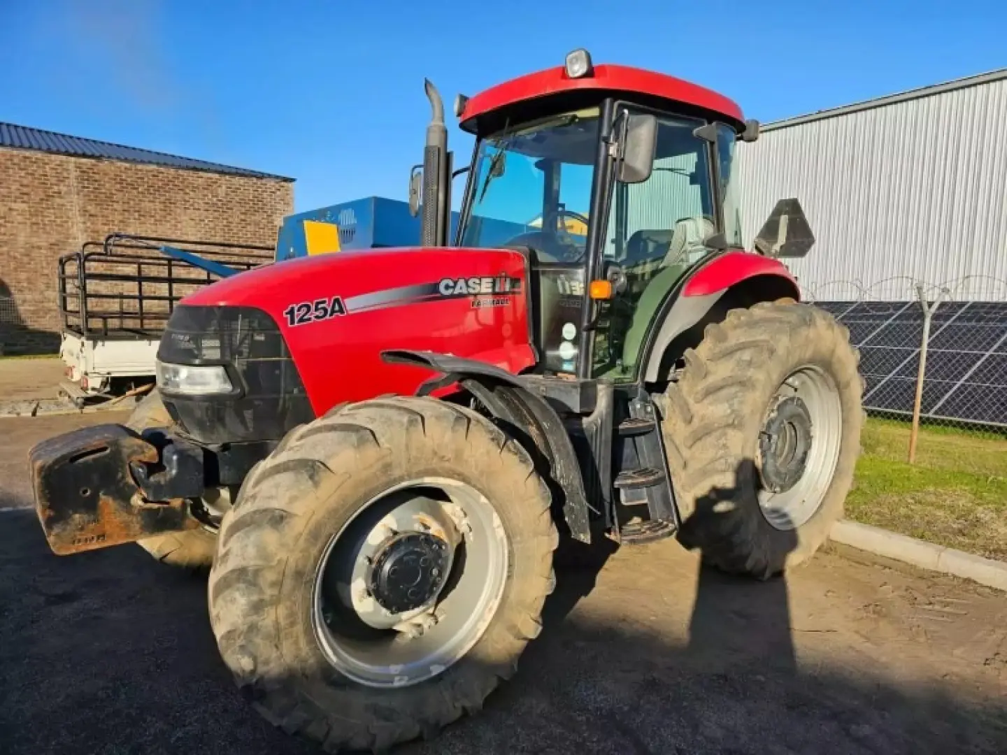 2014 Case Farmall 125 cab | QAC Equipment