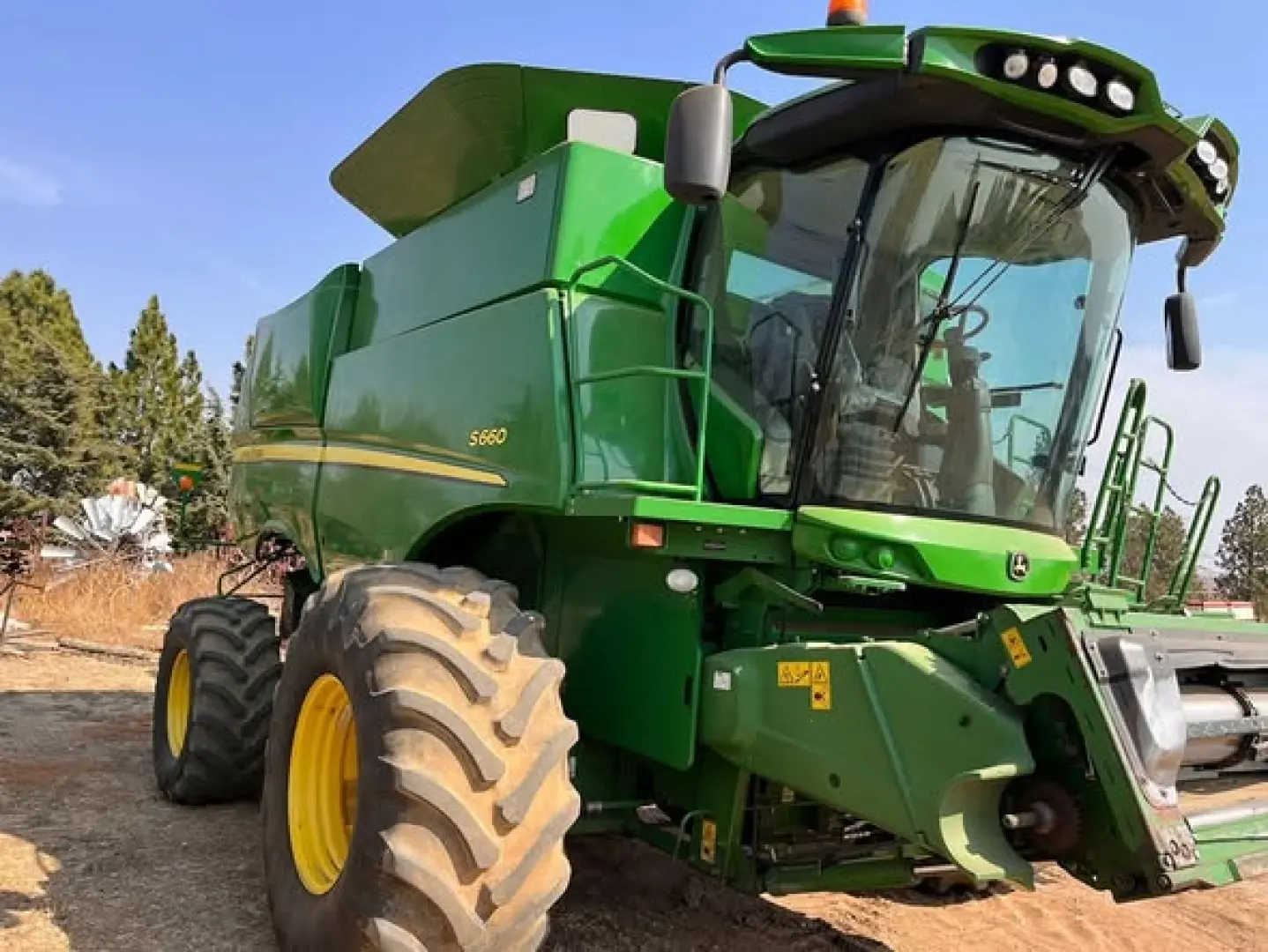 John Deere S660 Stroper  2013 model | MK Landbou Dienste