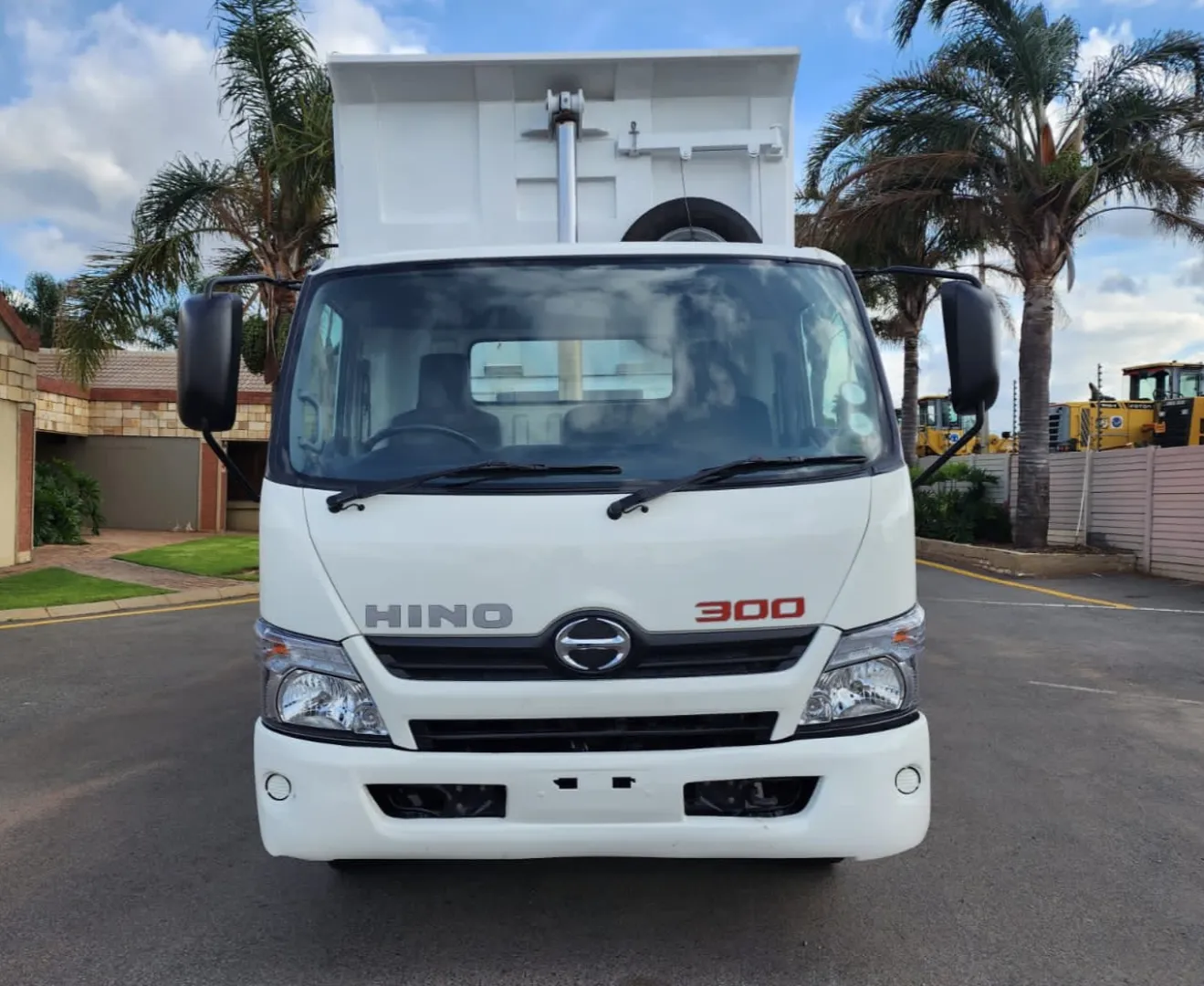 2019 Hino 300 915 3 Cube Tipper
