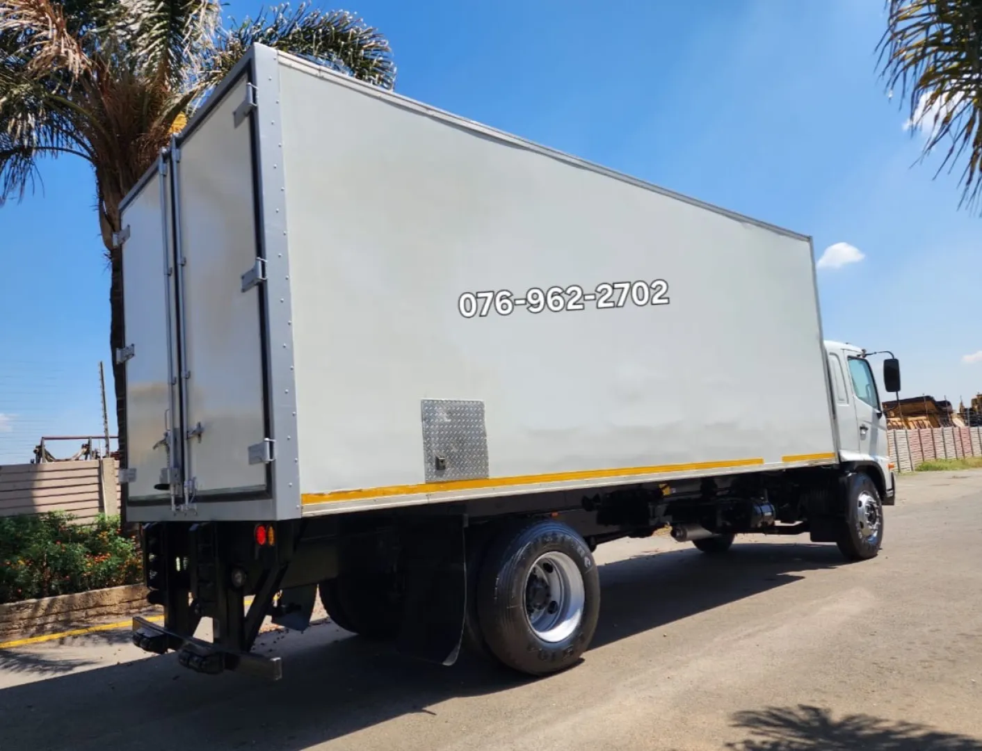 2015 Hino 500 1626 Fridge