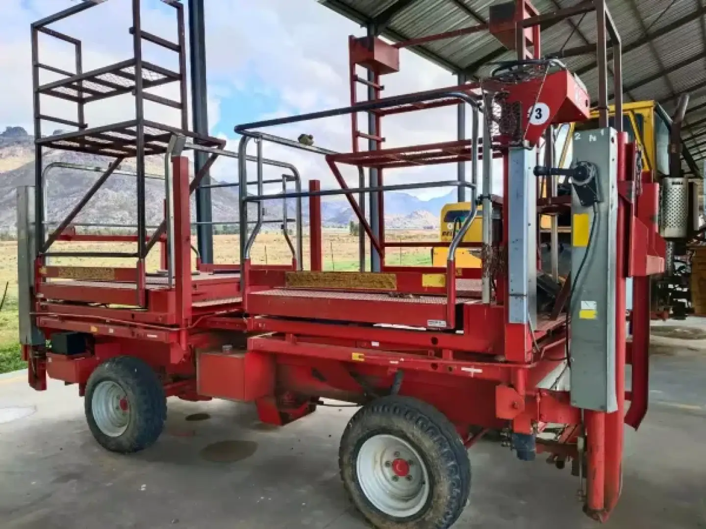 FESTI Self Propelled Cherry Picker | QAC Equipment