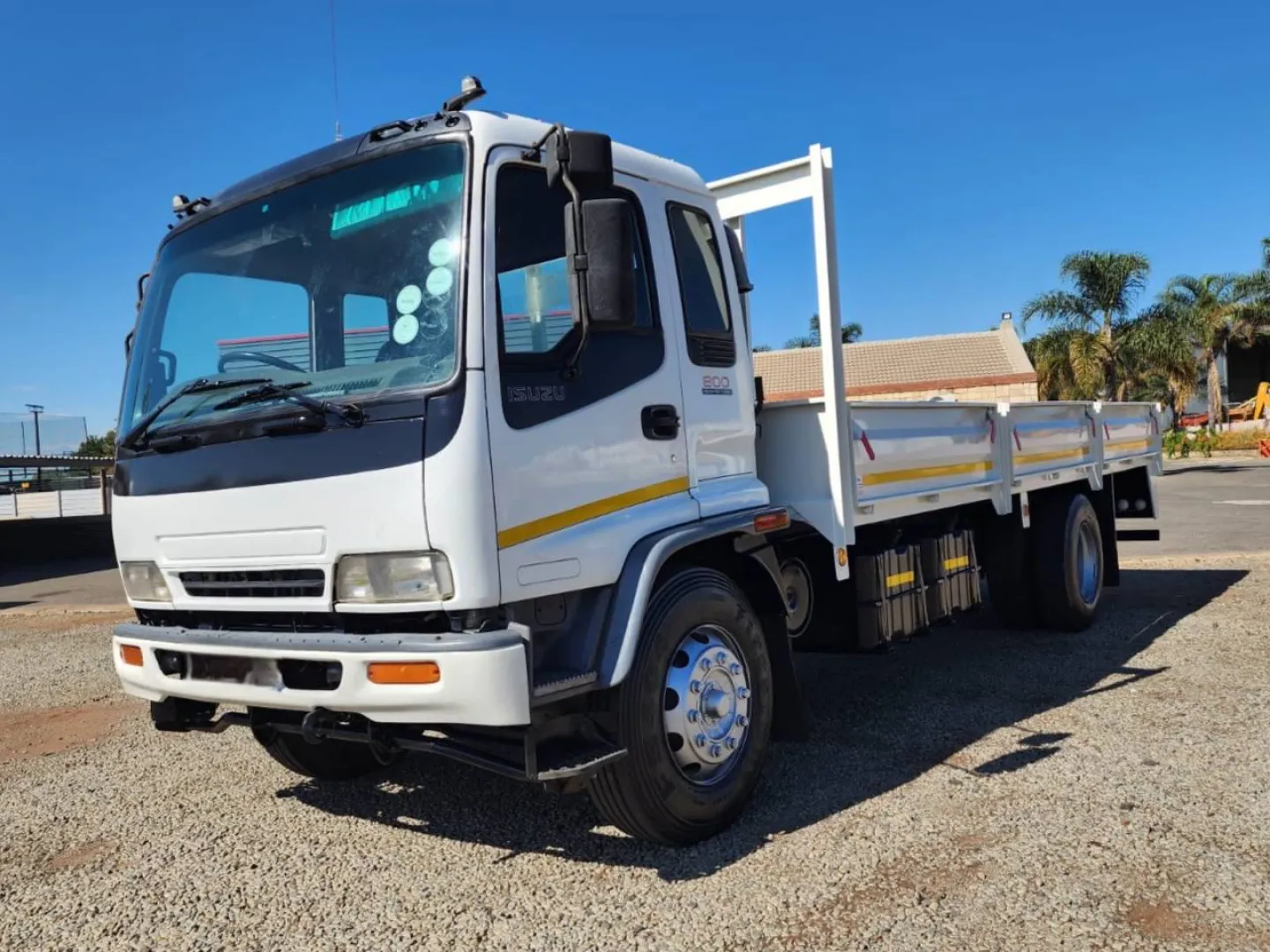 2010 Isuzu FTR 800 Dropside