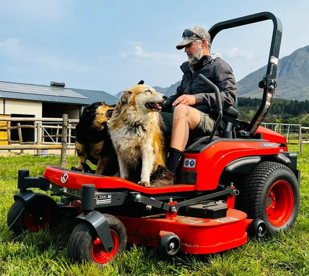 Kubota ZG228 | Smith Power Equipment 