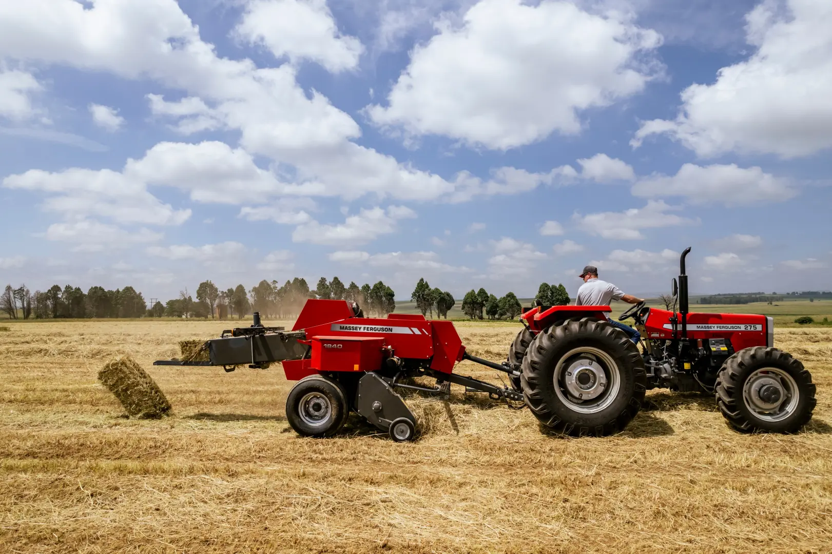 Massey Ferguson 1840 small square baler