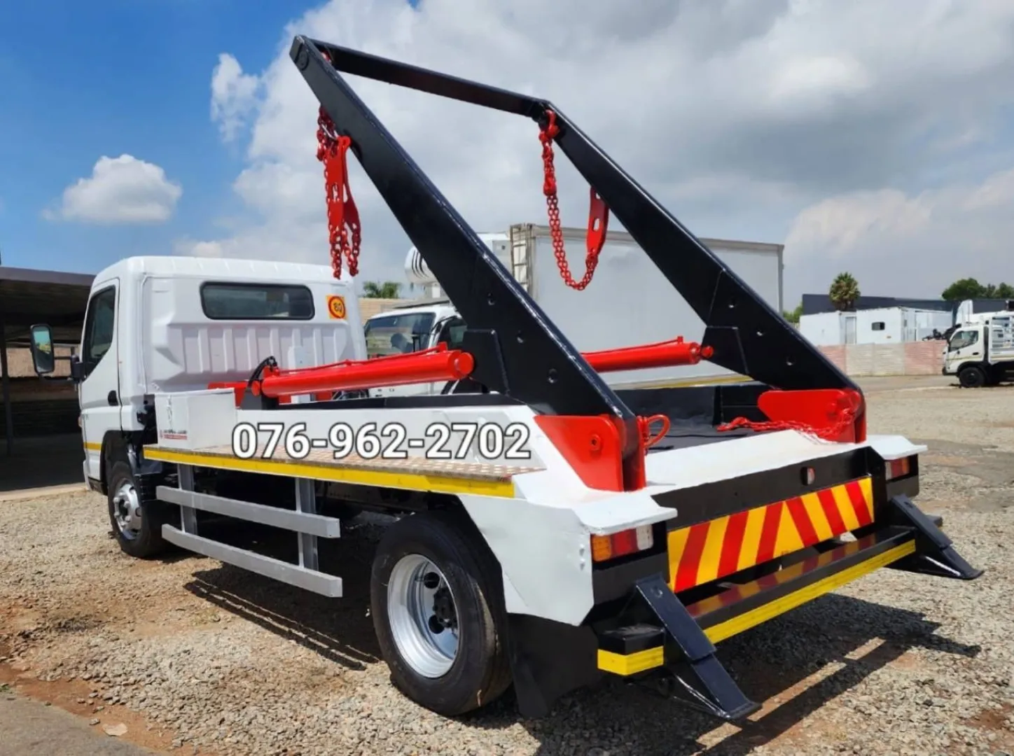2019 Fuso FE 7-136 Skiploader