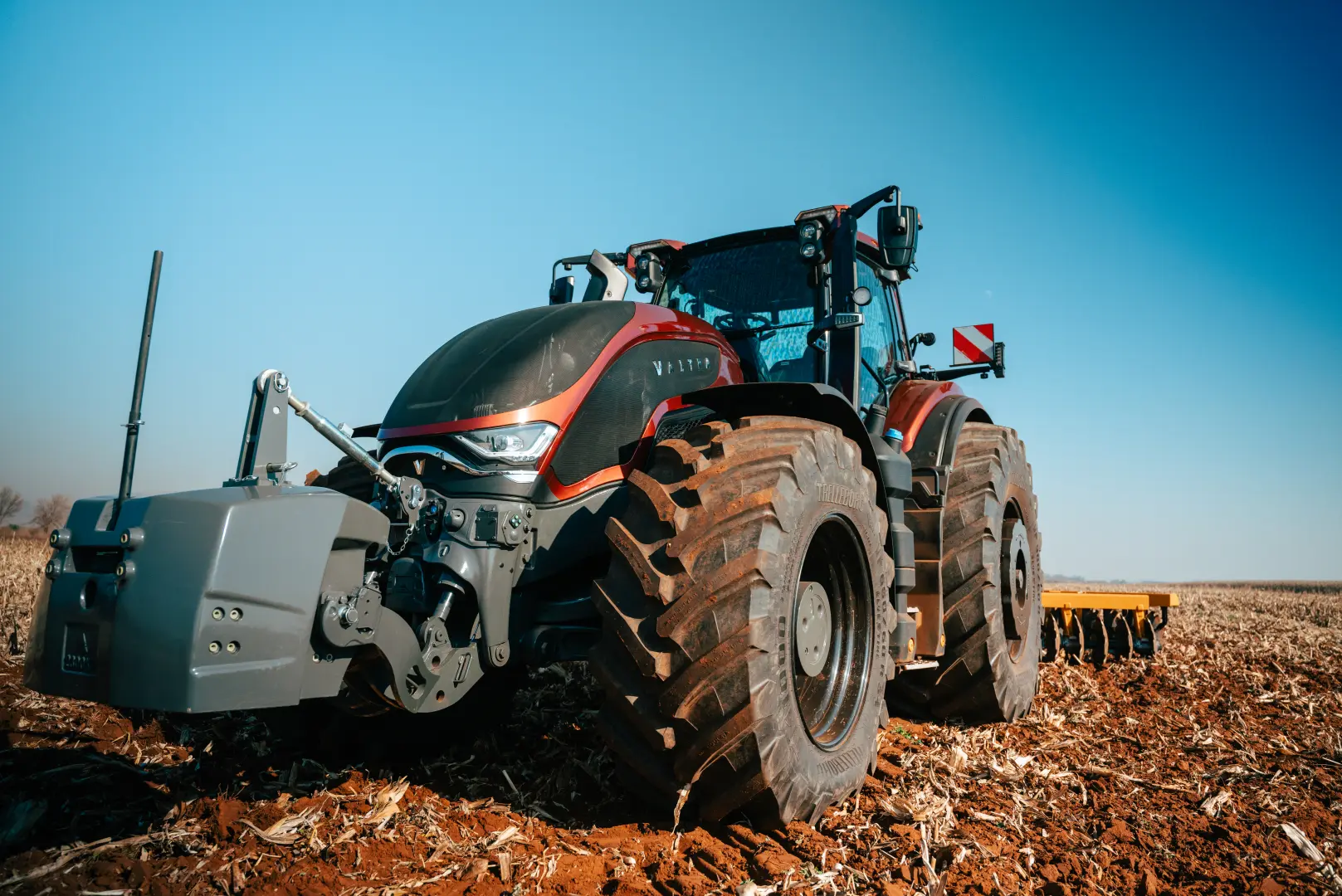 Valtra S Series tractors | 310 – 425 HP