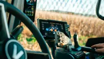 Valtra Q Series tractors | 265 - 305 HP