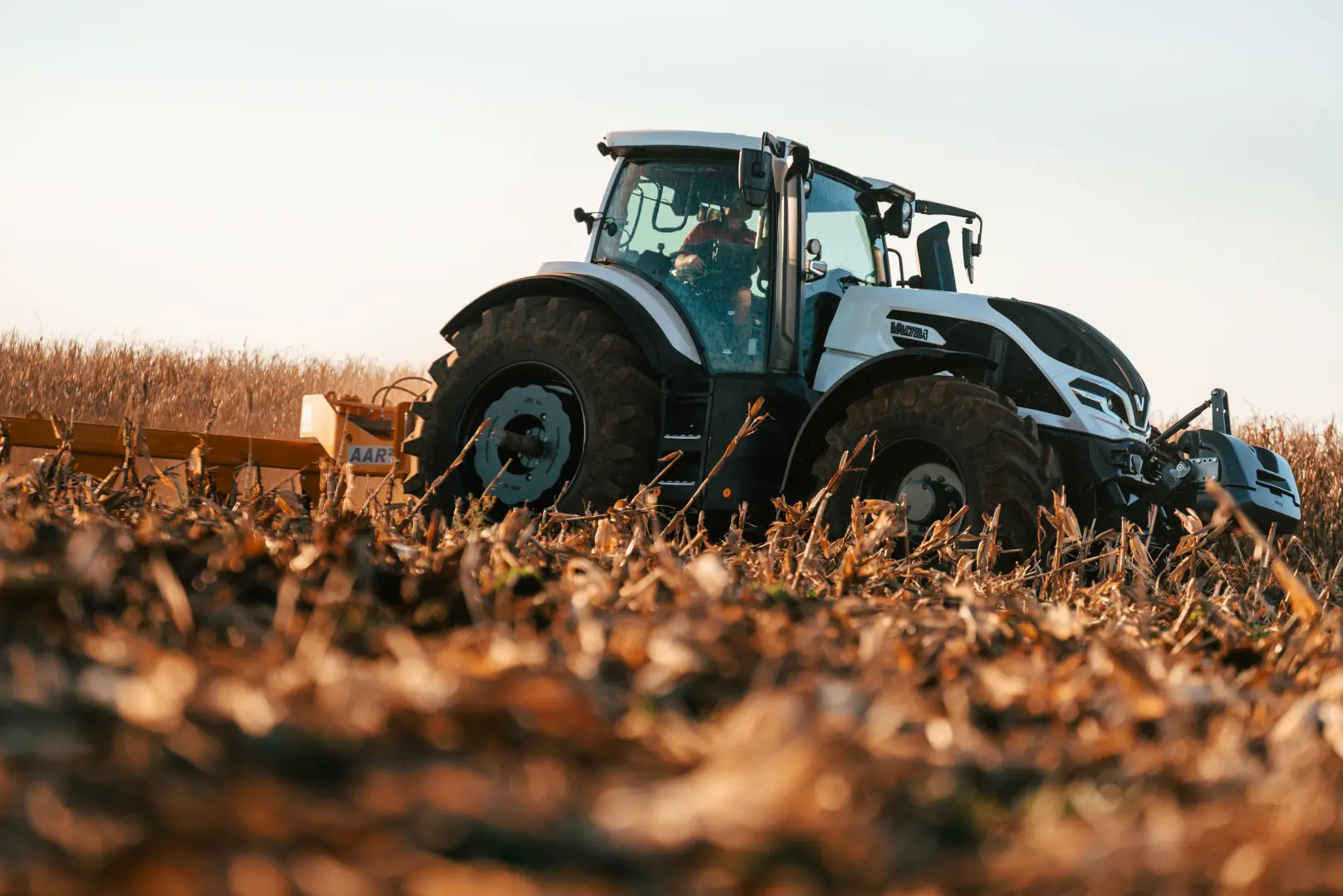Valtra Q Series tractors | 265 - 305 HP